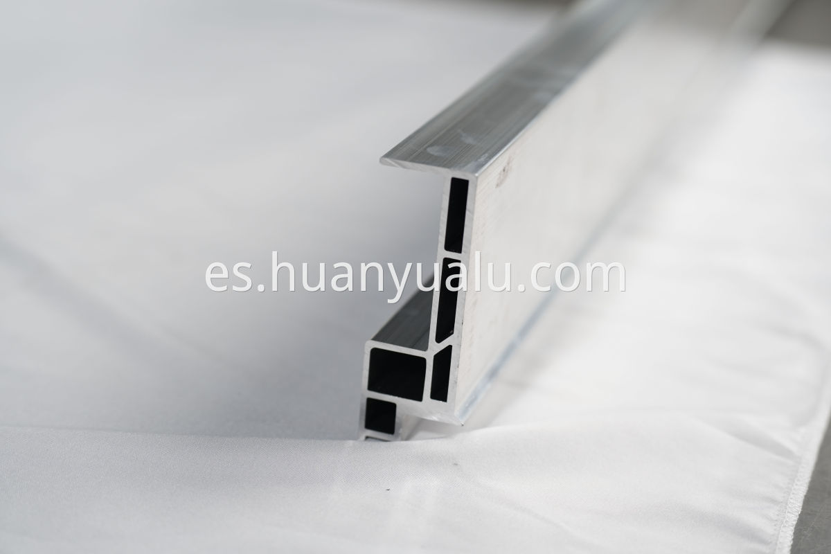 Battery tray